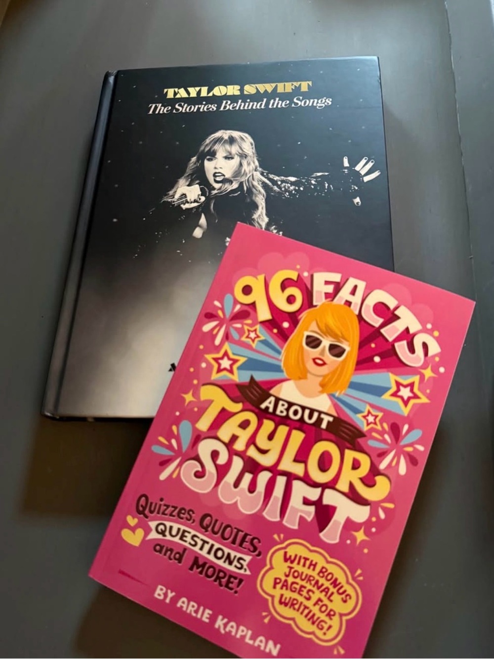 Taylor Swift Black Hardcover & Bright Pink Paperback Book Set New